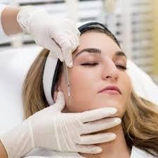 Dermaplane Facial