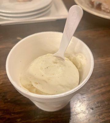 Vanilla bean ice cream