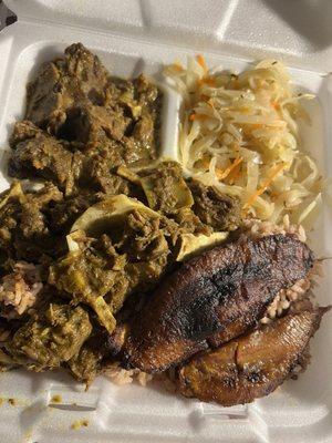 Curried goat with cabbage, rice and beans and plantains (Large)