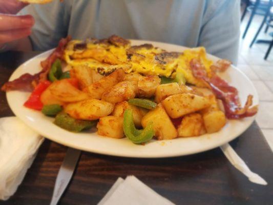 Sausage omelet with home fries