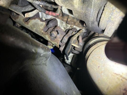 Broken exhaust bolts and Boost leaks