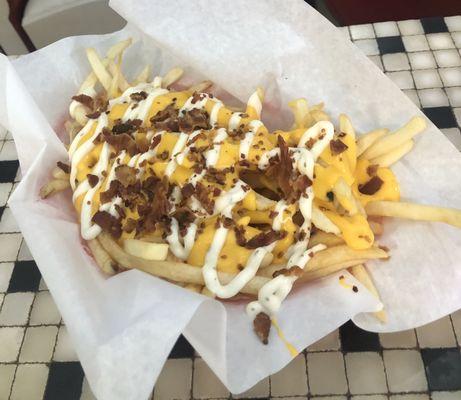 loaded fries!! cheese sauce, ranch, and bacon!!!