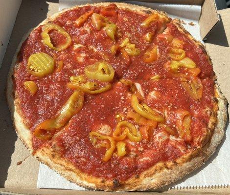 Tomato Pie w hot peppers - more cheese than I'm used to. Tasted like a mix of provolone and mozz. Soft crust. Not bad.