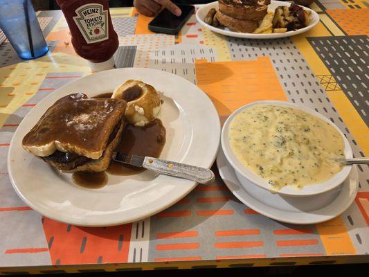 Meatloaf Sandwich.  Broccoli cheddar soup.