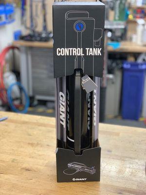 Gone tubeless and need a way to seat your tires at home or at the trailhead? The Control Tank from Giant can help!