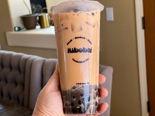 This time i tried their iced 'Double Oreo' milk tea with chocolate boba.  SO good.