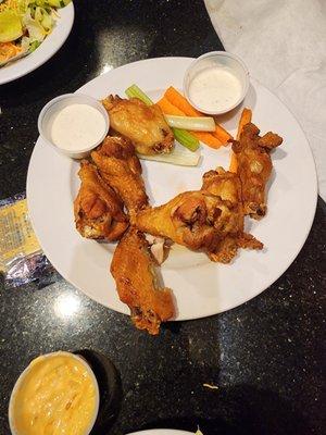 Plain Bone In Chicken Wings.