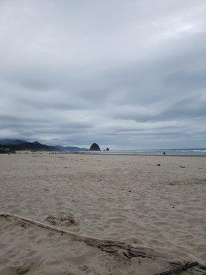 Access to beach from Les Shirley park in Cannon Beach