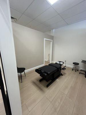 Brand new, top of the line Flexion & Distraction chiropractic adjusting beds! Private adjusting rooms for your comfort.