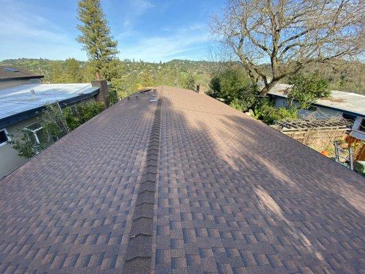 Color:Hickory
Style: GAF Reflector Series
Location: Orinda