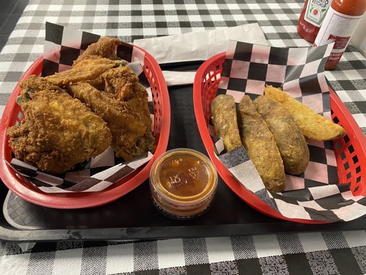 Chicken wings and western fries