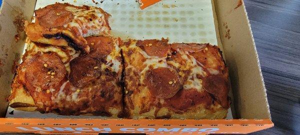 Pepperoni pizza