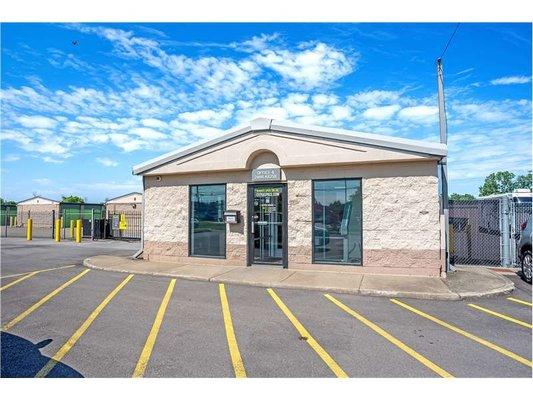 Alternate Beauty Image - Extra Space Storage at 300 Langner Rd, West Seneca, NY 14224