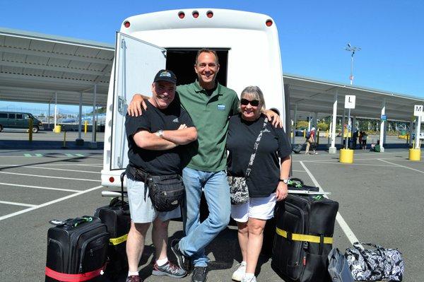 Friendly Seattle Express driver saying goodbye to our guests