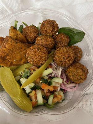 Falafel bowl, no tabouli