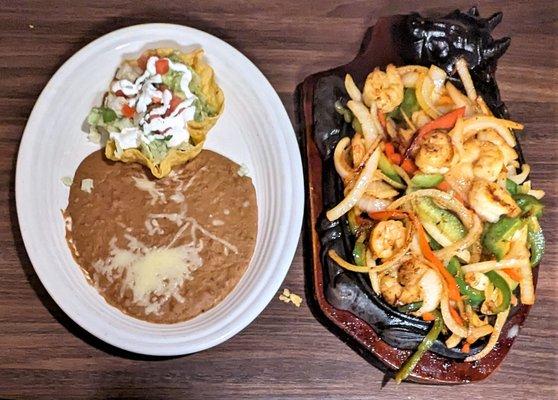 This is the Shrimp Fajitas entrée.  Photo taken March 18, 2023.