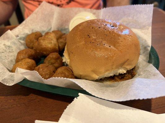 Carolina Burger with mushrooms