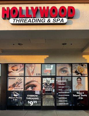 Hollywood threading salon. We all service Threading ,Facial,Body wax,Eyelashes ,Henna,Piricing