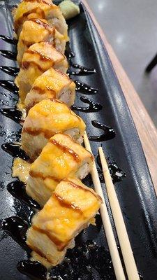 Baked salmon shrimp tempura roll