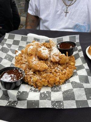 Chicken and Waffles (Beignet Funnel Cake)