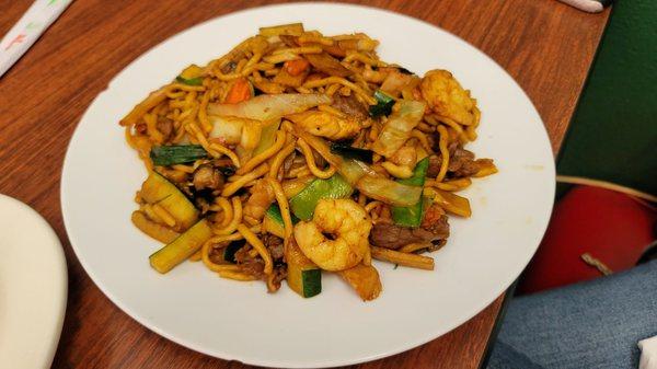 Combination Lo Mein