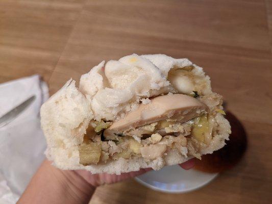 chicken and egg steamed bun