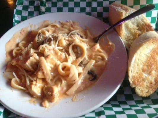 Red pepper pasta yummy