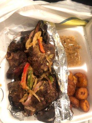 Dibi lamb with plantains