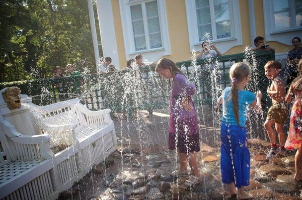 Kids Love Petergoff Fountains