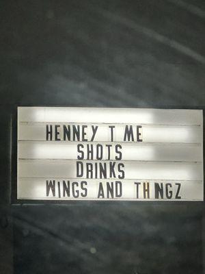 Henney Tyme Bar and Lounge