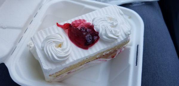 Tres leche with strawberry