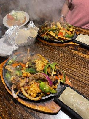 Steak &. Chicken Fajitas / The Best