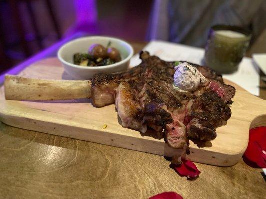 Tomahawk steak (supposedly served for 2).  This barely feeds 1 person.  What a ripoff.