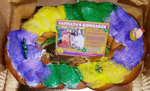 Gooey Butter Snickerdoodle King Cake