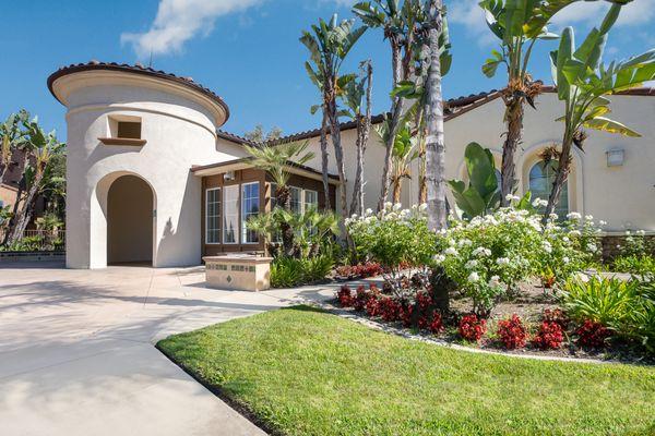 Rancho Monte Vista Luxury Apartment Homes