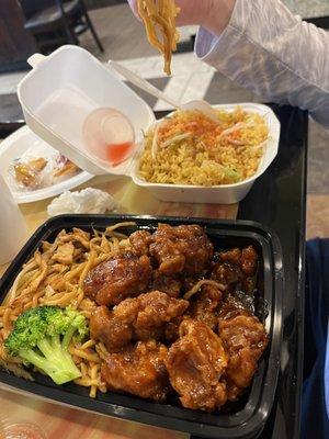 General chicken and chicken lo mein and fried rice