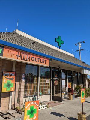 front of the Hook Outlet in Capitola