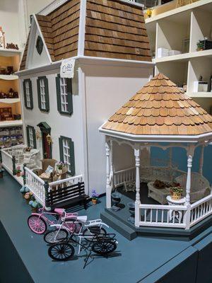 Doll house