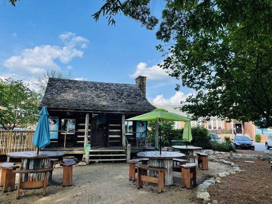 The ice cream cabin with surrounding tables