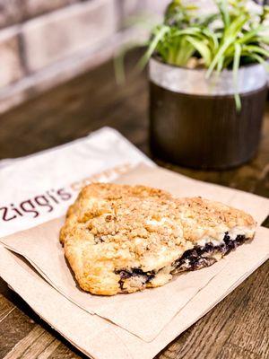 Blueberry scone, very yummy, ask them to warms it