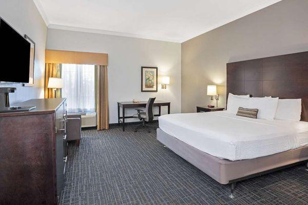 La Quinta Inn & Suites By Wyndham Houston-Westchase