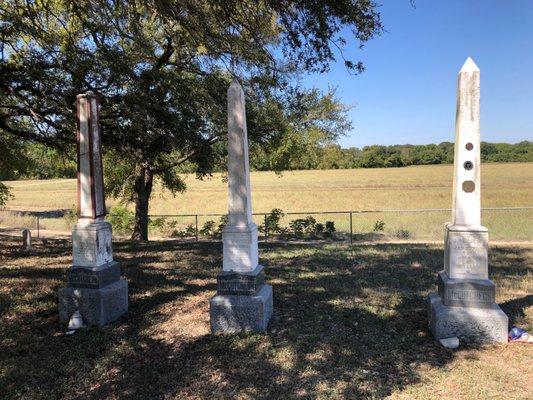 McCutcheon graves