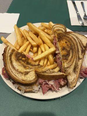 What a delicious Ruben !