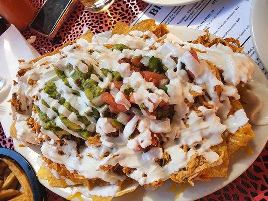 Monster nachos with chicken