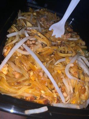 Chicken pad Thai