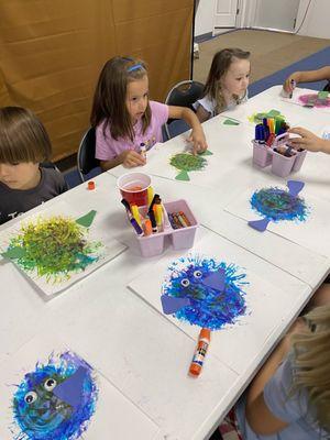 Small Wonders Preschool Gymnastic Center offers a variety of preschool art activities that inspire creativity and self-expres...