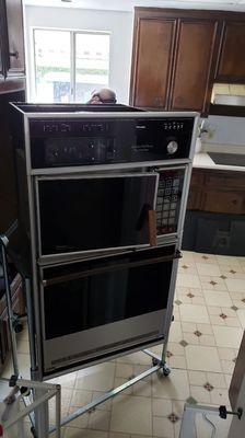 Wall oven installation