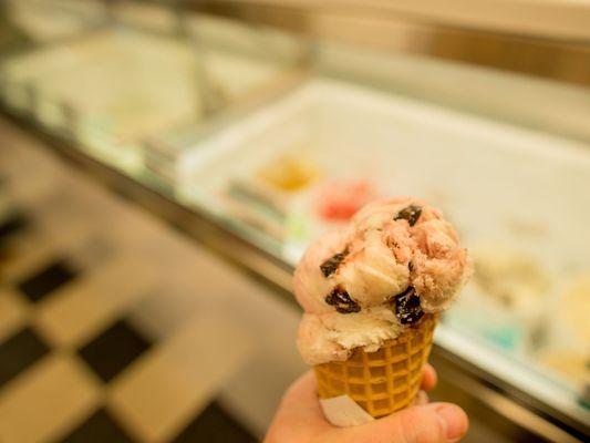 Big Buck's Ice Cream and Espresso Bar