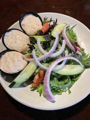 House Salad with 1,000 island dressing