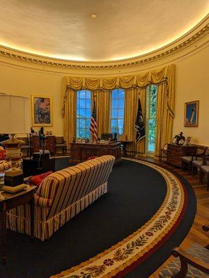 Replica of Oval Office